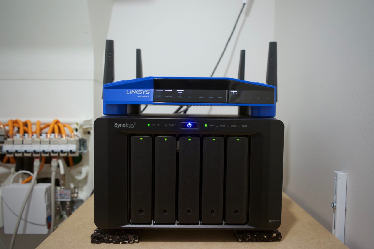 Linksys WRT3200AC Synology DS1515+